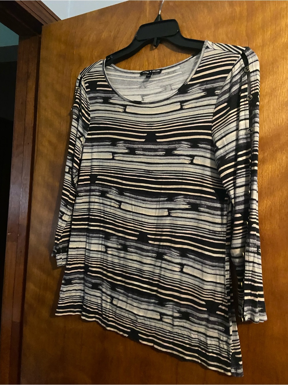 Cable & Gauge Black & Cream Striped Long-Sleeve Top size L